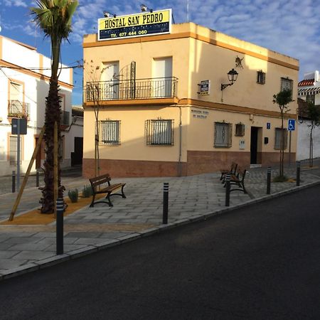 Hostal San Pedro Sanlúcar la Mayor Exteriér fotografie