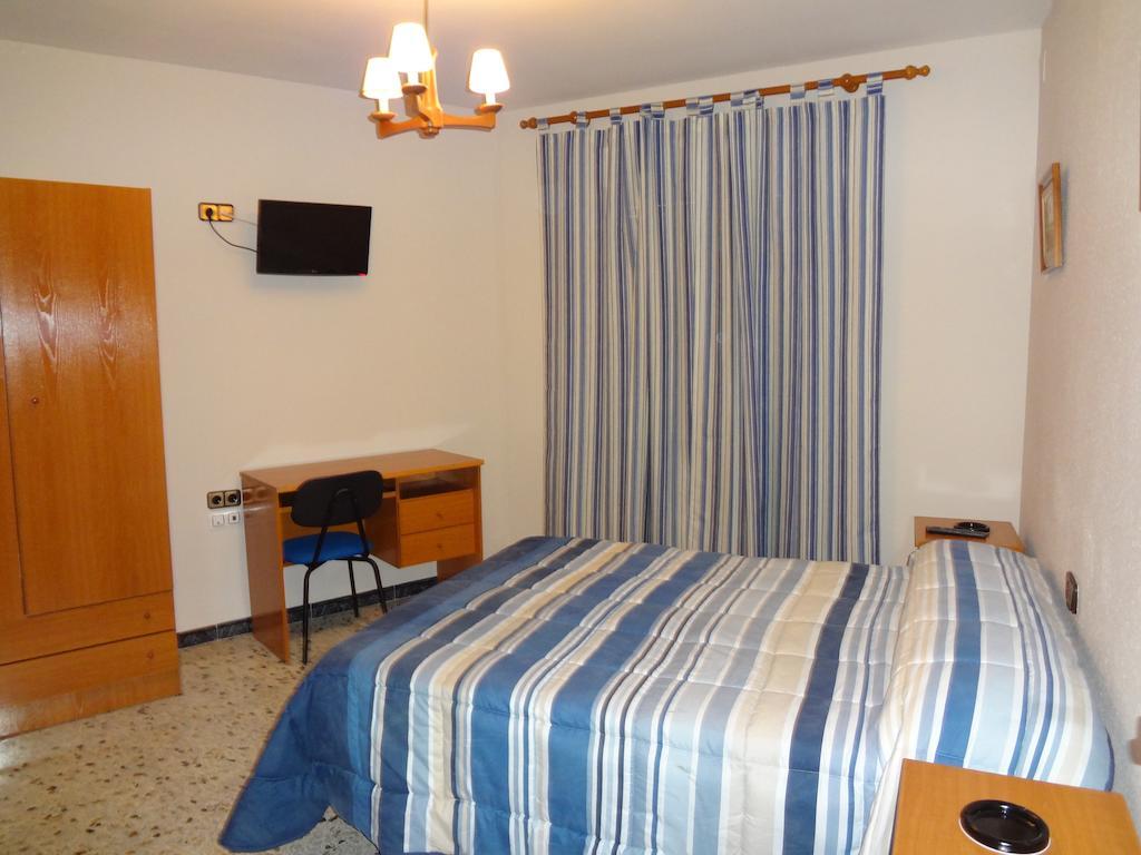 Hostal San Pedro Sanlúcar la Mayor Exteriér fotografie
