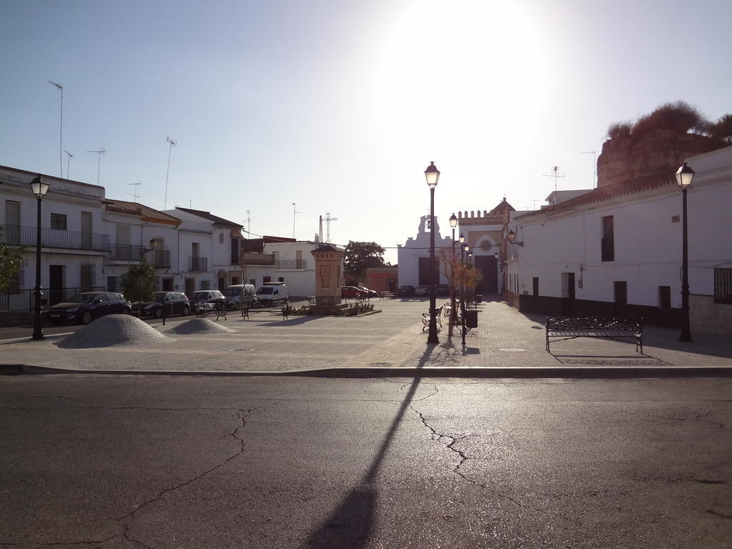 Hostal San Pedro Sanlúcar la Mayor Exteriér fotografie