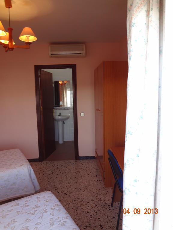 Hostal San Pedro Sanlúcar la Mayor Exteriér fotografie